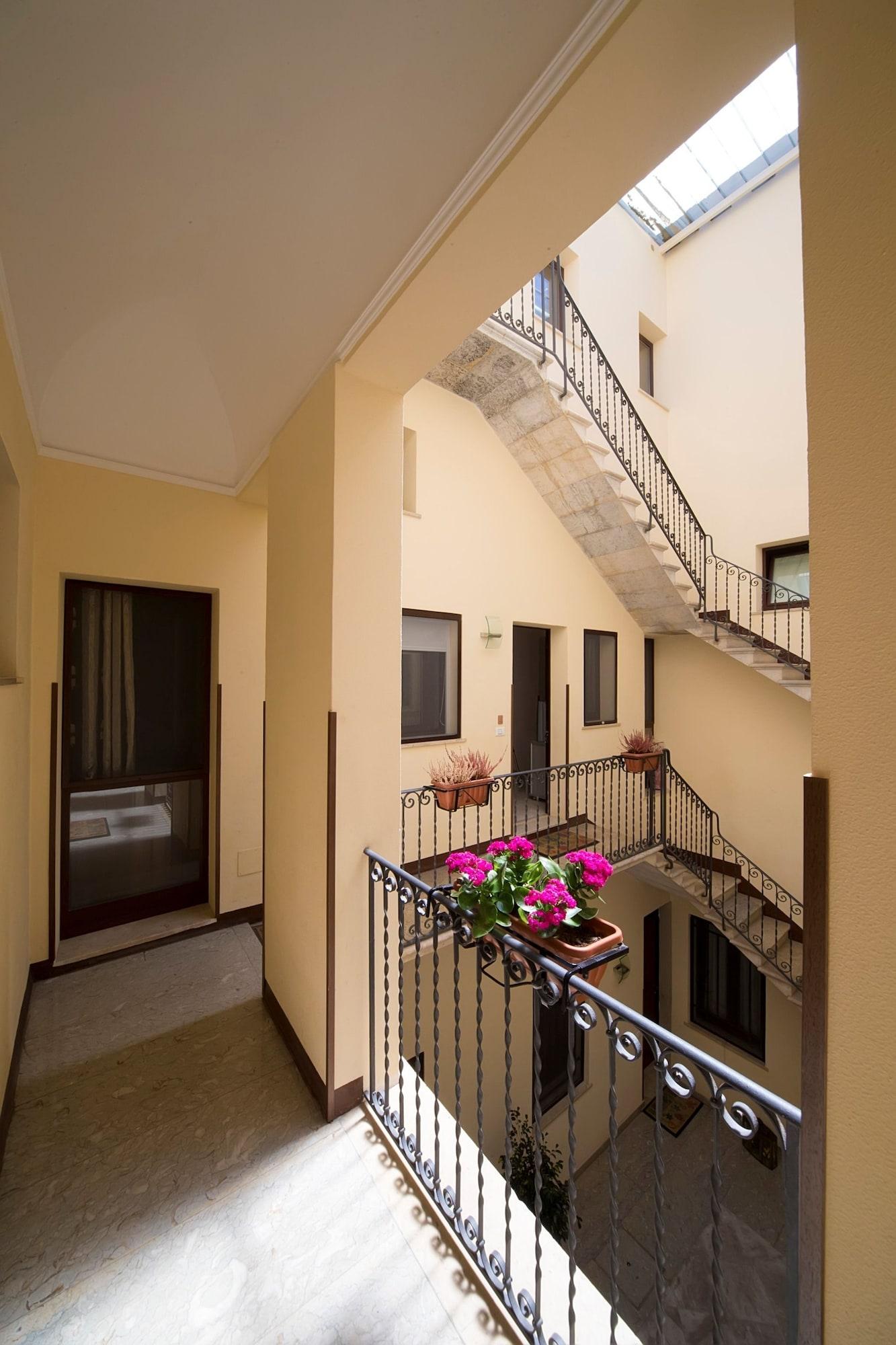 Casatrapani Hotel Exterior photo
